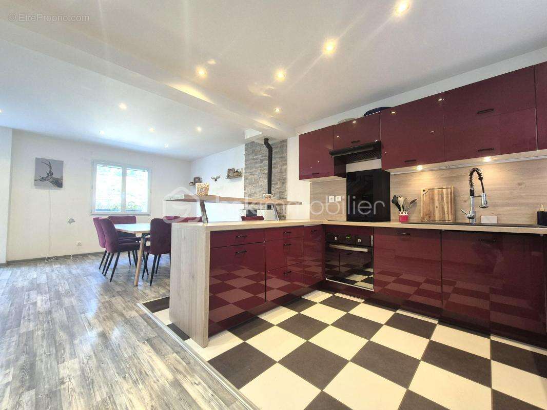 Maison à SAINT-PIERRE-D&#039;ALLEVARD