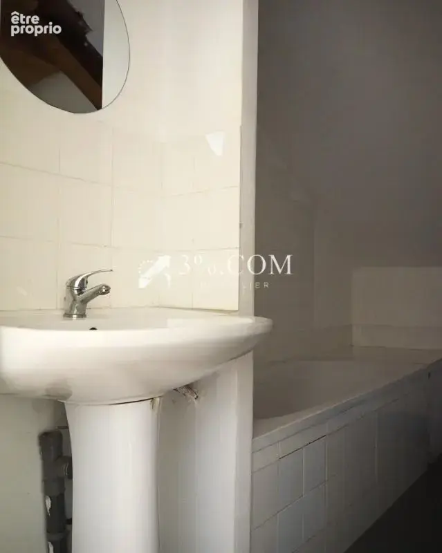 Ensemble immobilier de 3 appartements + maison à rénover - 2 - photo 7