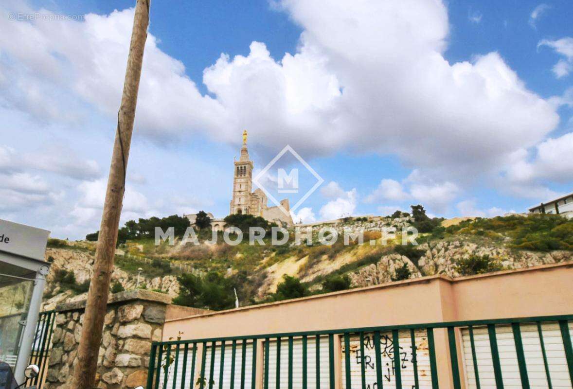 Appartement à MARSEILLE-7E