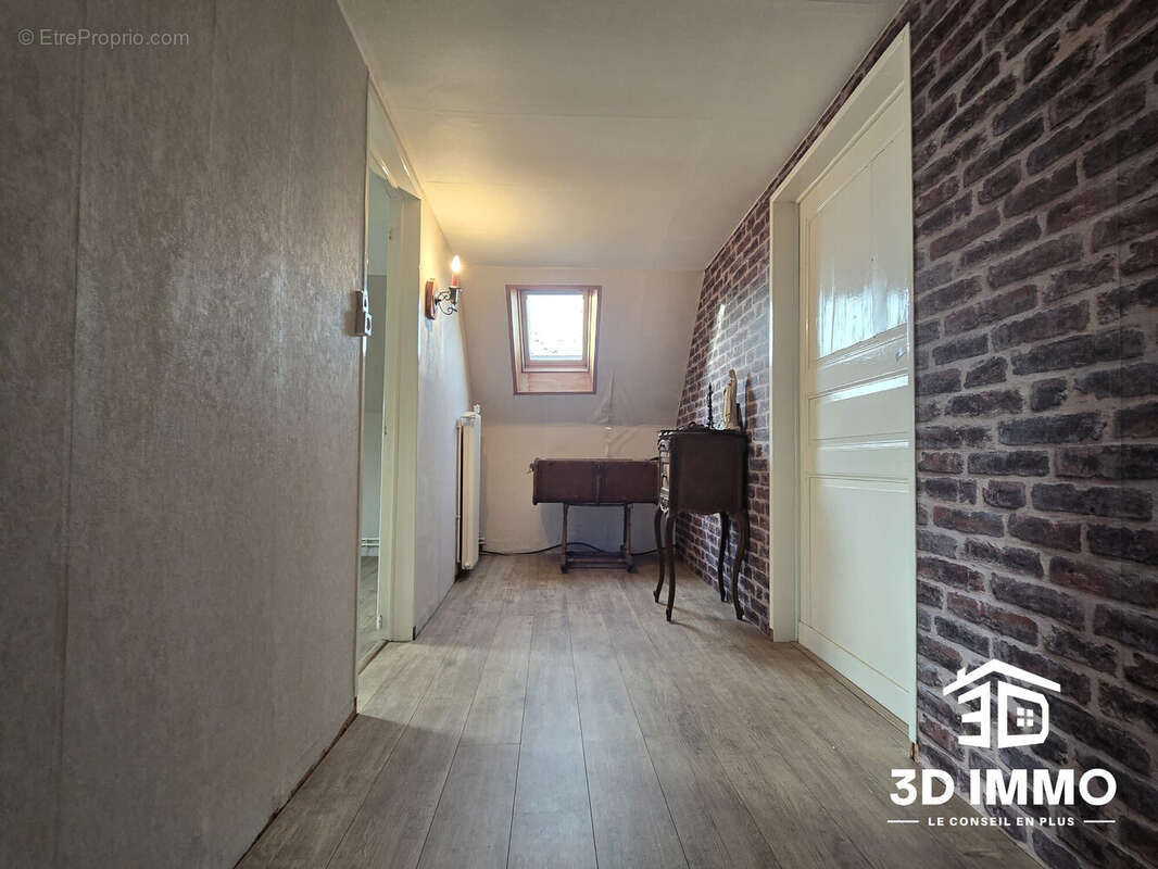 Maison à BOULOGNE-SUR-HELPE