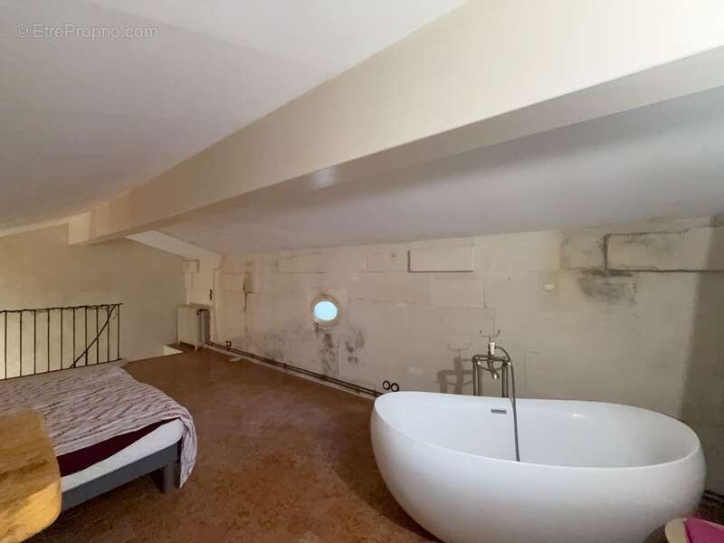 Appartement à BOLLENE