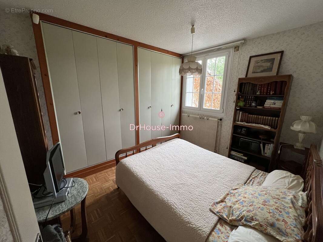 Maison à BADECON-LE-PIN