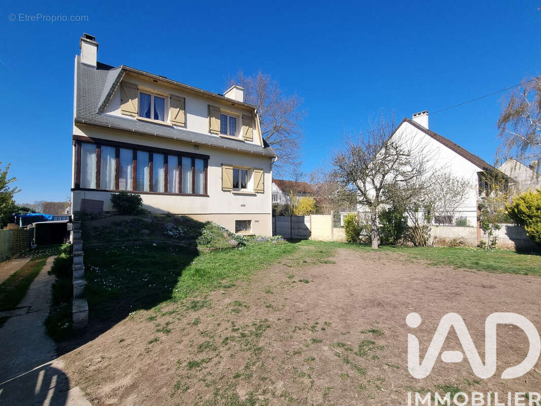 Photo 2 - Maison à YERRES