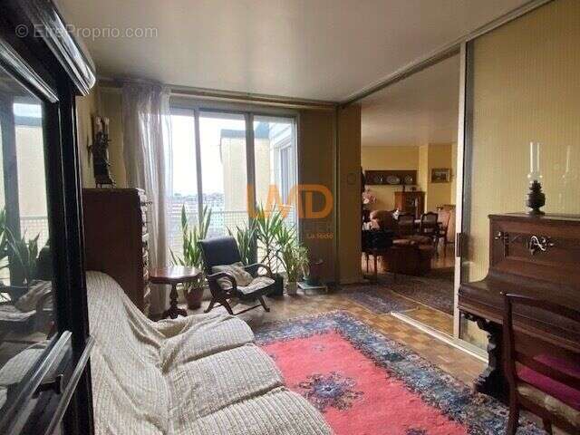 Appartement à PARIS-12E