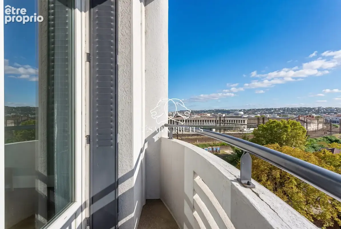 Appartement 4 pièces 83 m² à vendre à Lyon-7e (69007) - photo 5