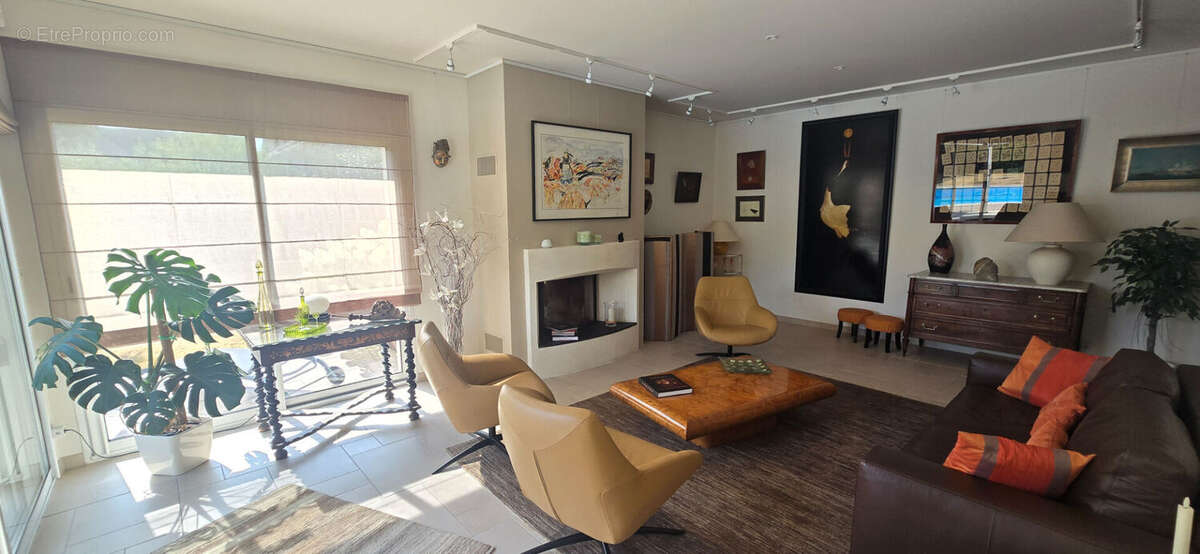 Fouesnant, Beg-Meil, très jolie contemporaine de 205 m² environ, bourg et plages à pied ! - photo 4