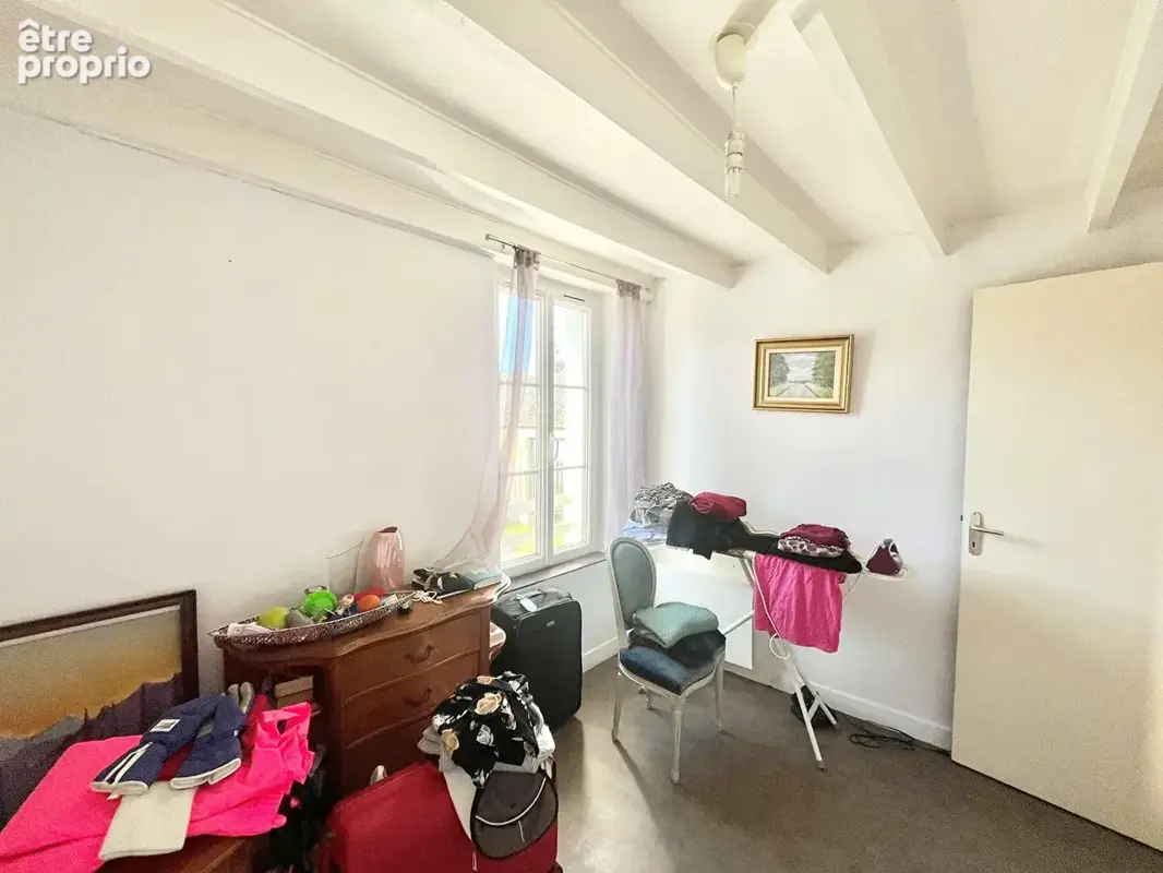 Maison Montillieres Sur Orne 3 pièce(s) 60 m2 - vaste salon séjour - sous-sol complet  - dans le bourg au calme - photo 12