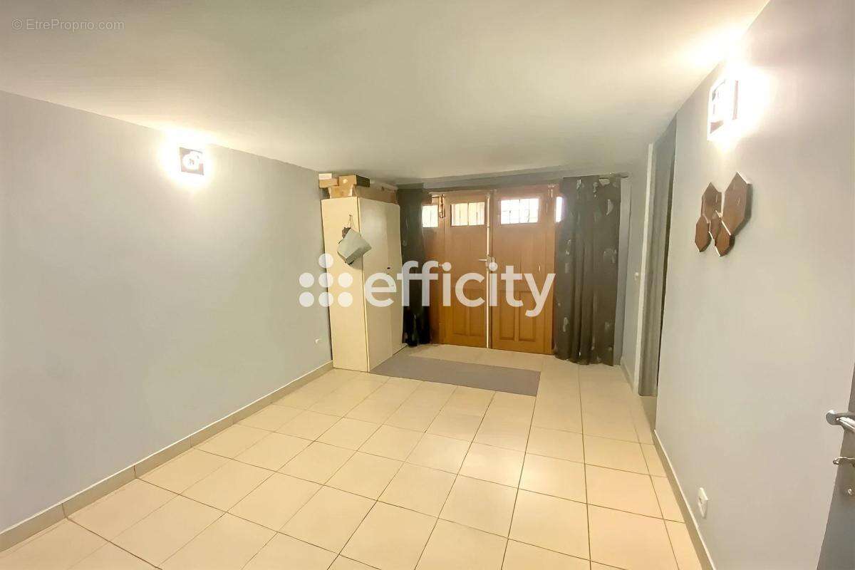 Maison à LIVRY-GARGAN