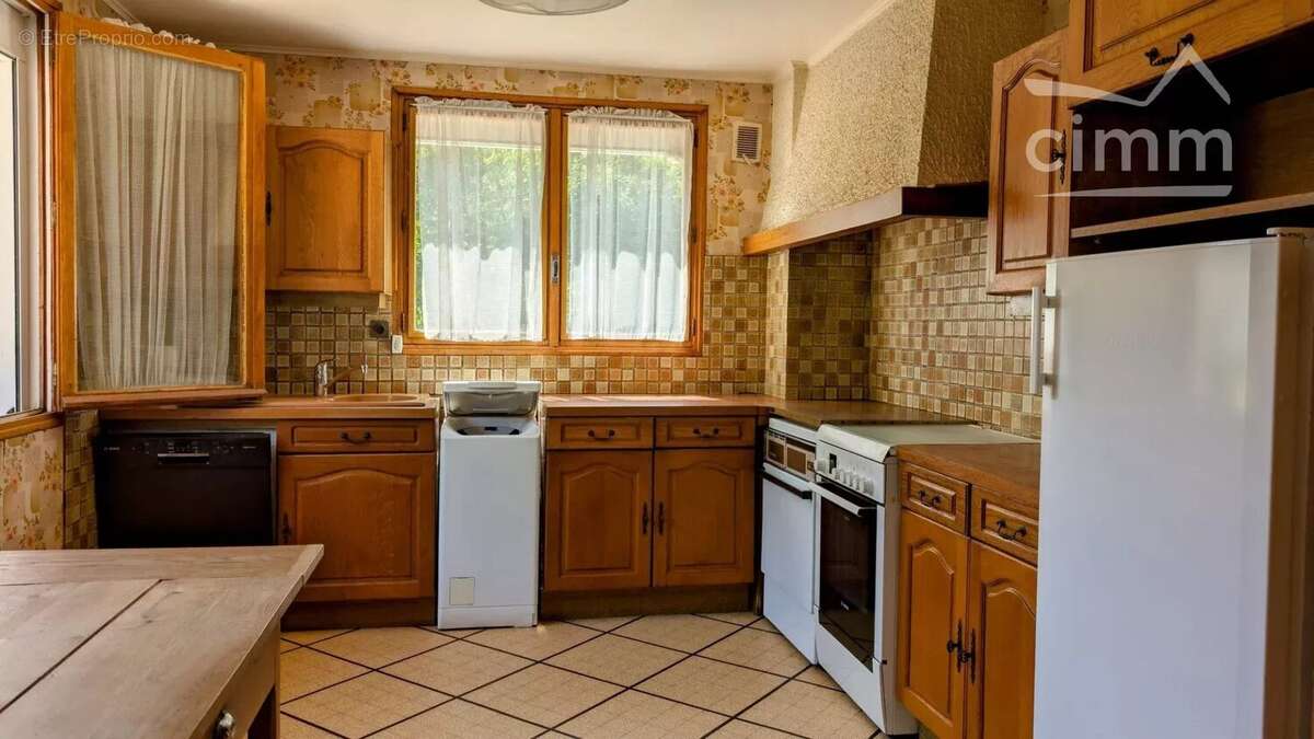 Maison à SAINT-PIERRE-DE-CHARTREUSE