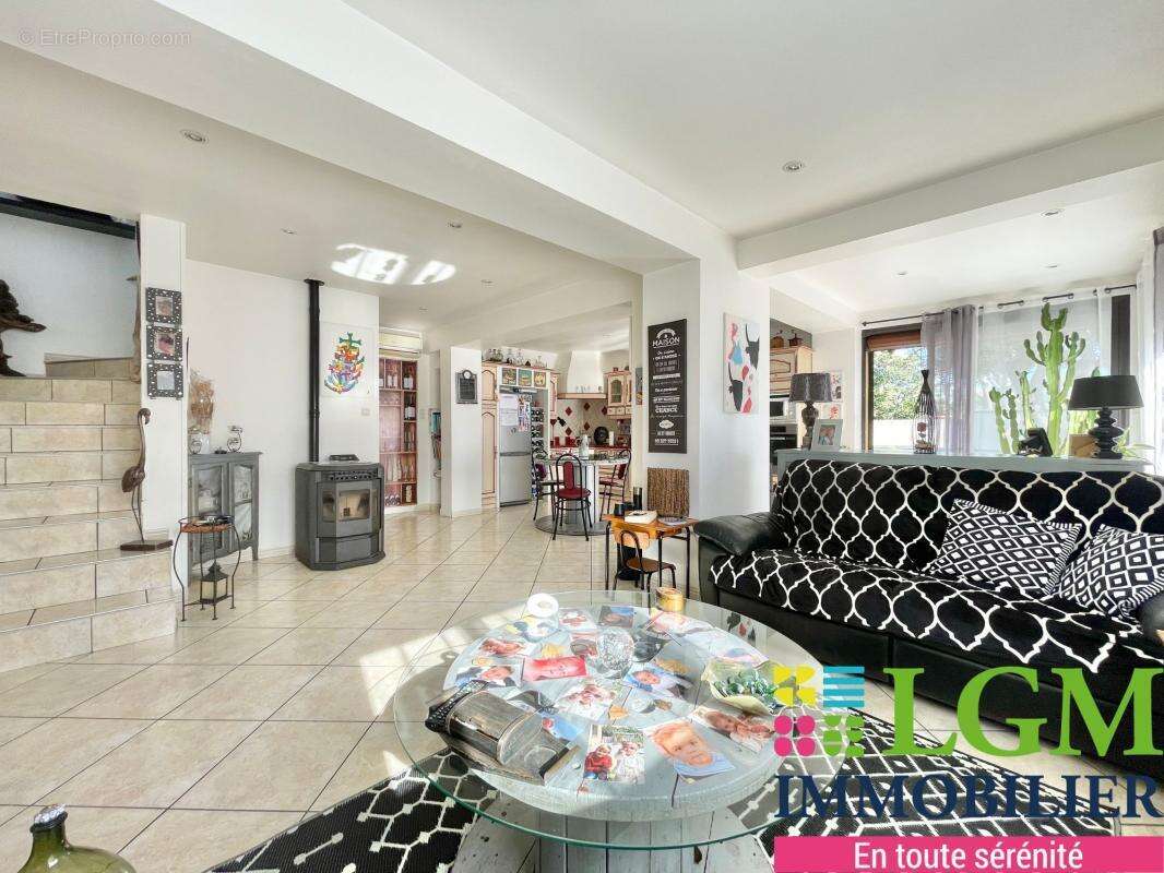 Maison à AIGUES-MORTES