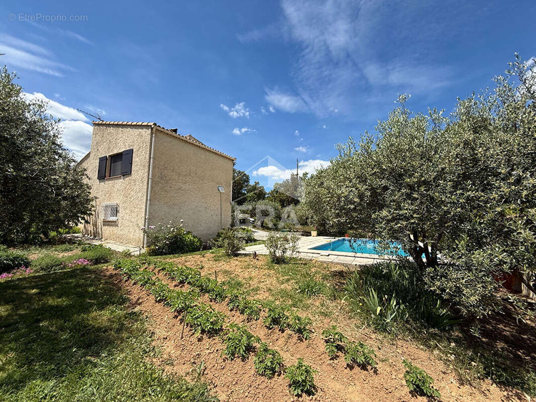 Maison à SAINT-MAXIMIN-LA-SAINTE-BAUME