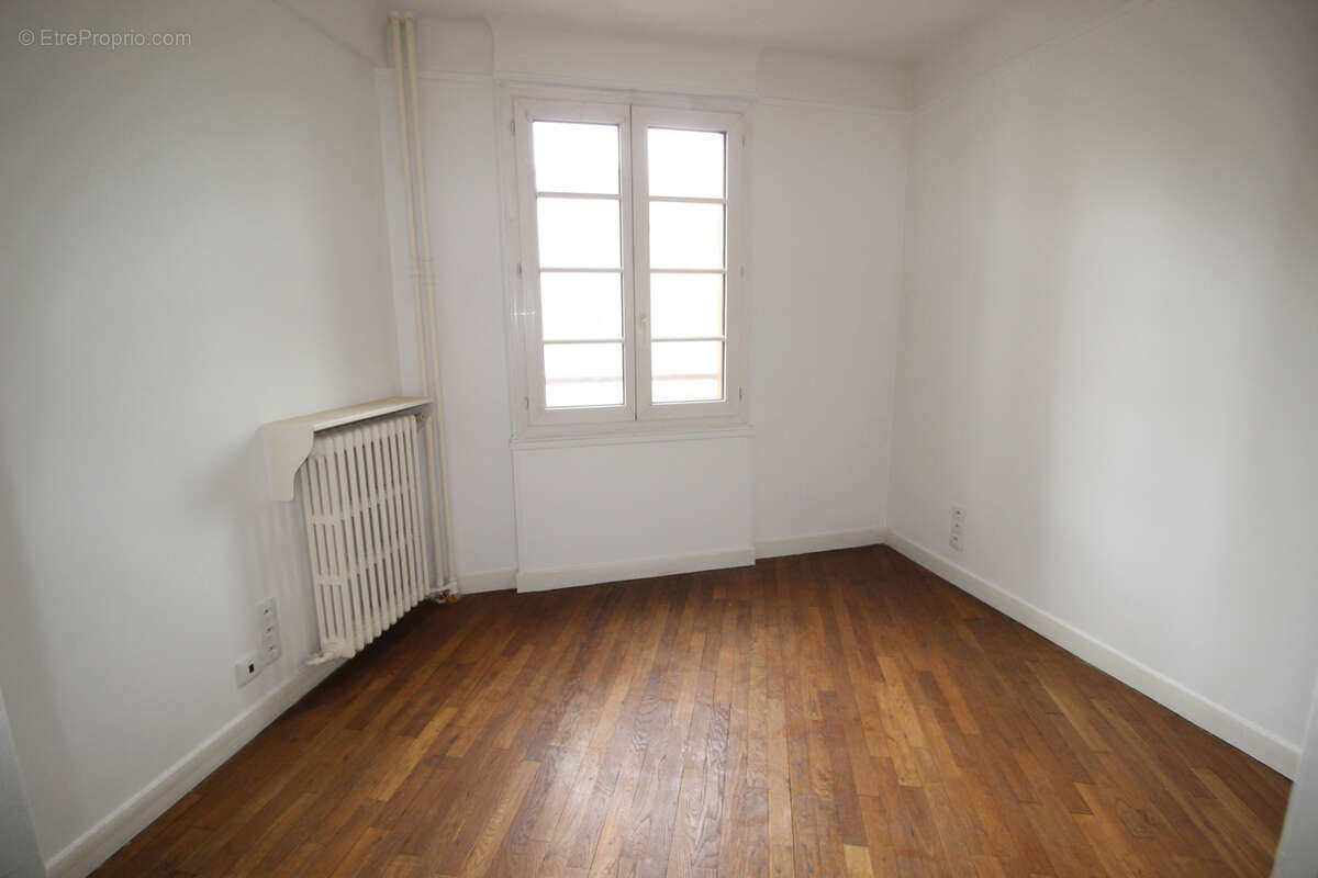 Appartement à FONTENAY-SOUS-BOIS