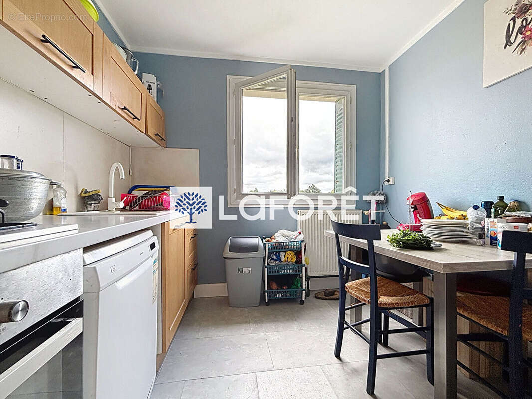 Appartement à RILLIEUX-LA-PAPE