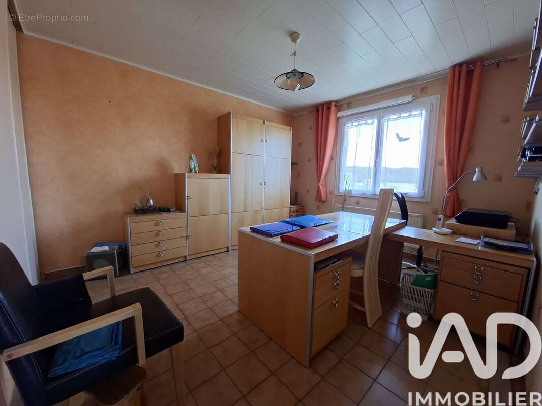 Maison 135 m² à Saint-Paulien  - photo 6