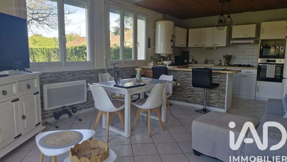 Photo 2 - Maison à VELINES
