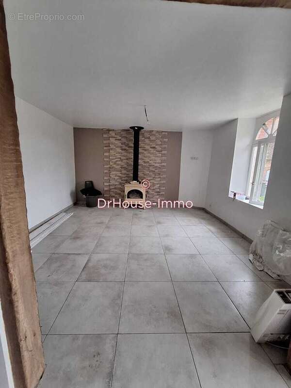 Maison à PARIGNE-L&#039;EVEQUE