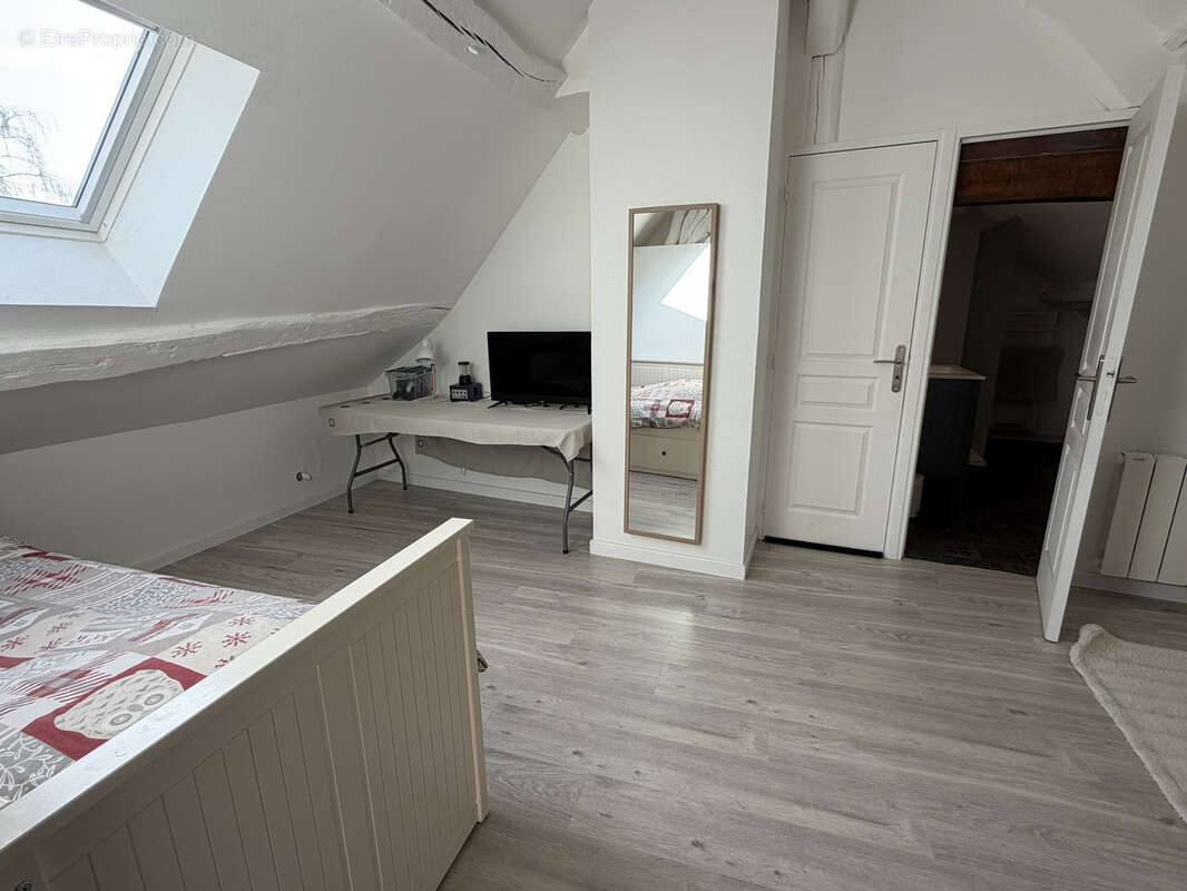 Maison à BAZAINVILLE