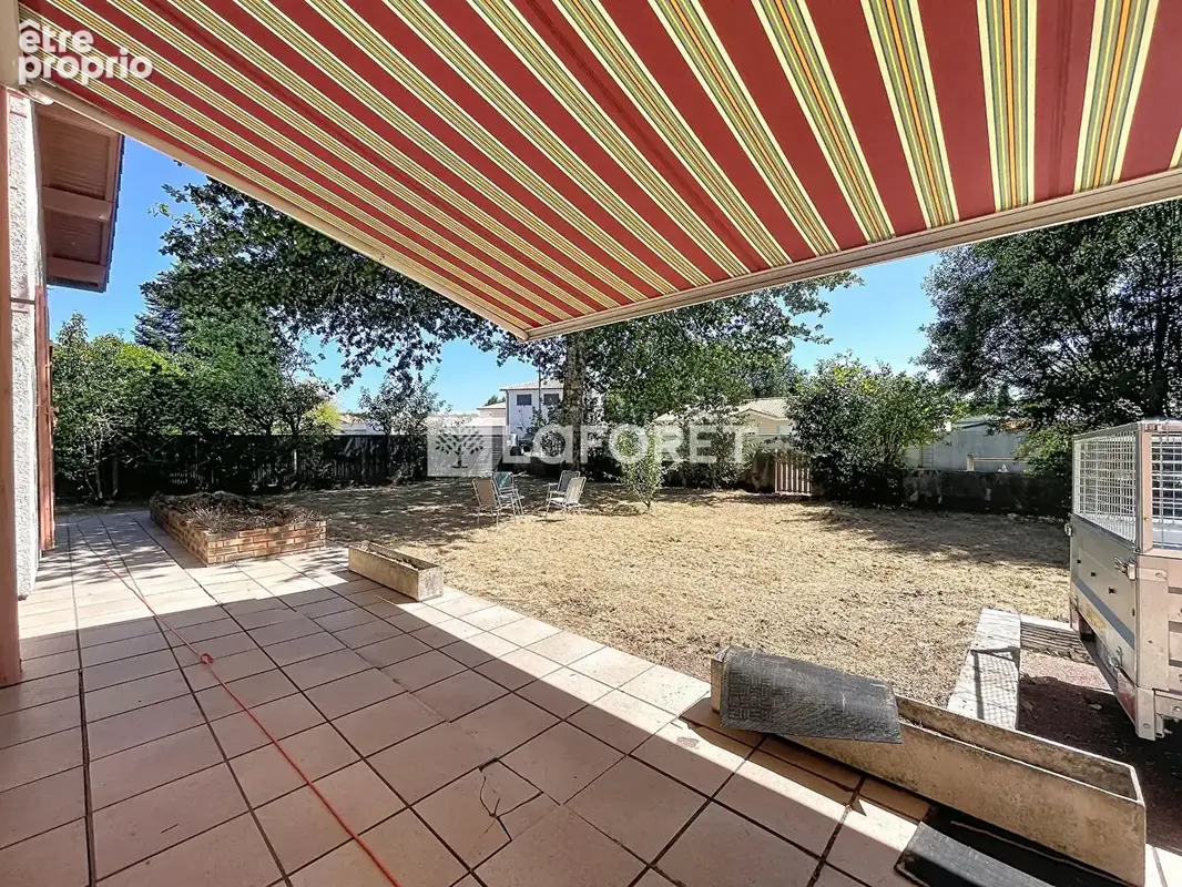 Salaunes - maison familiale- grand terrain - photo 3