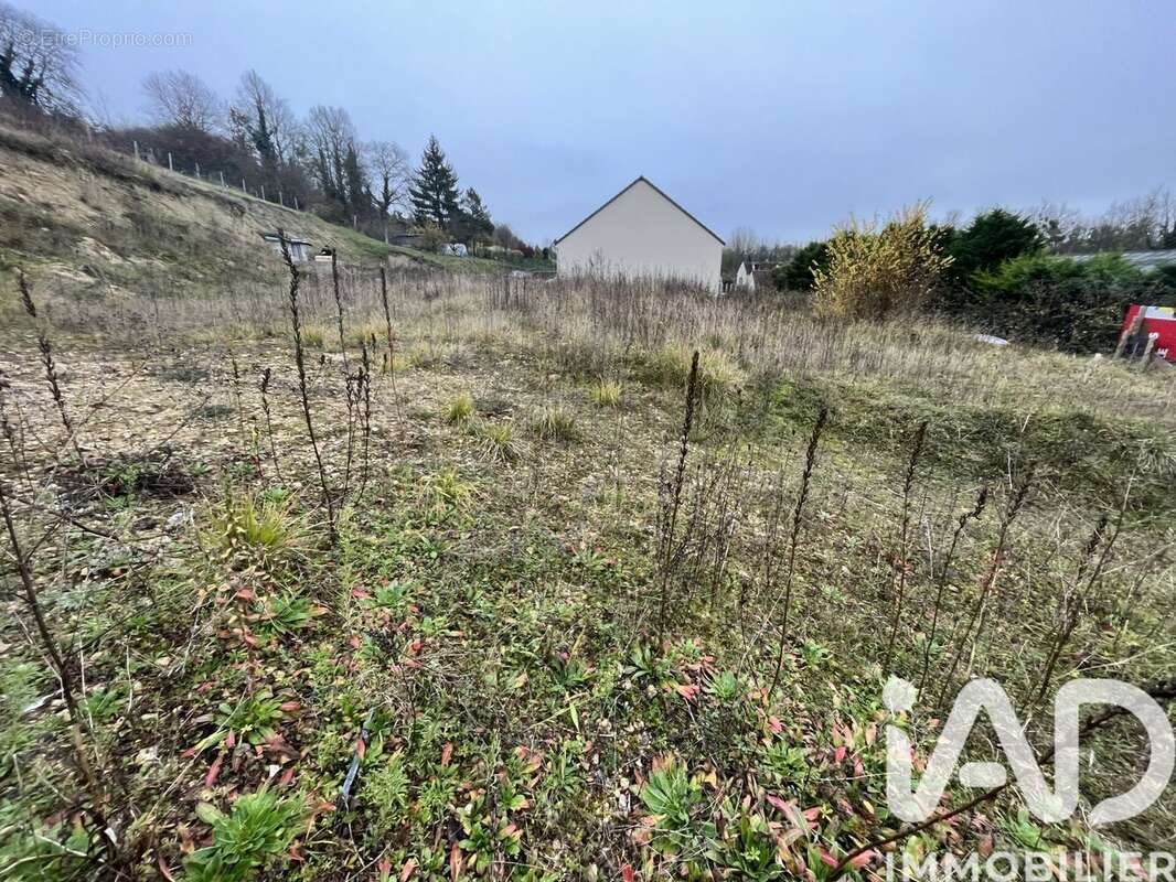 Photo 2 - Terrain à BRUMETZ