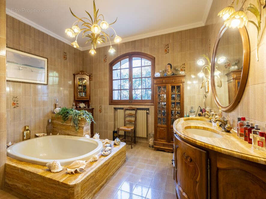 Maison à PLAN-DE-CUQUES