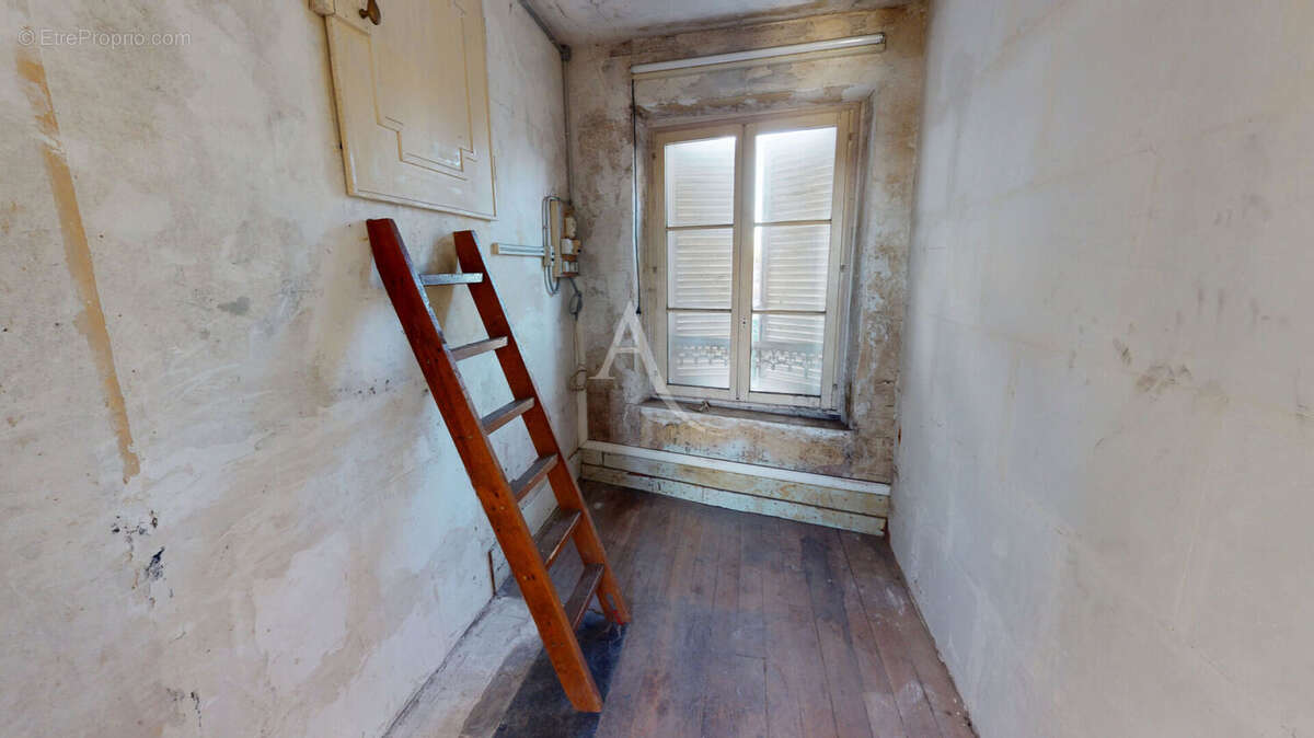 Appartement CHILLY-MAZARIN 3 pièces atypique 52.75 m² - photo 5