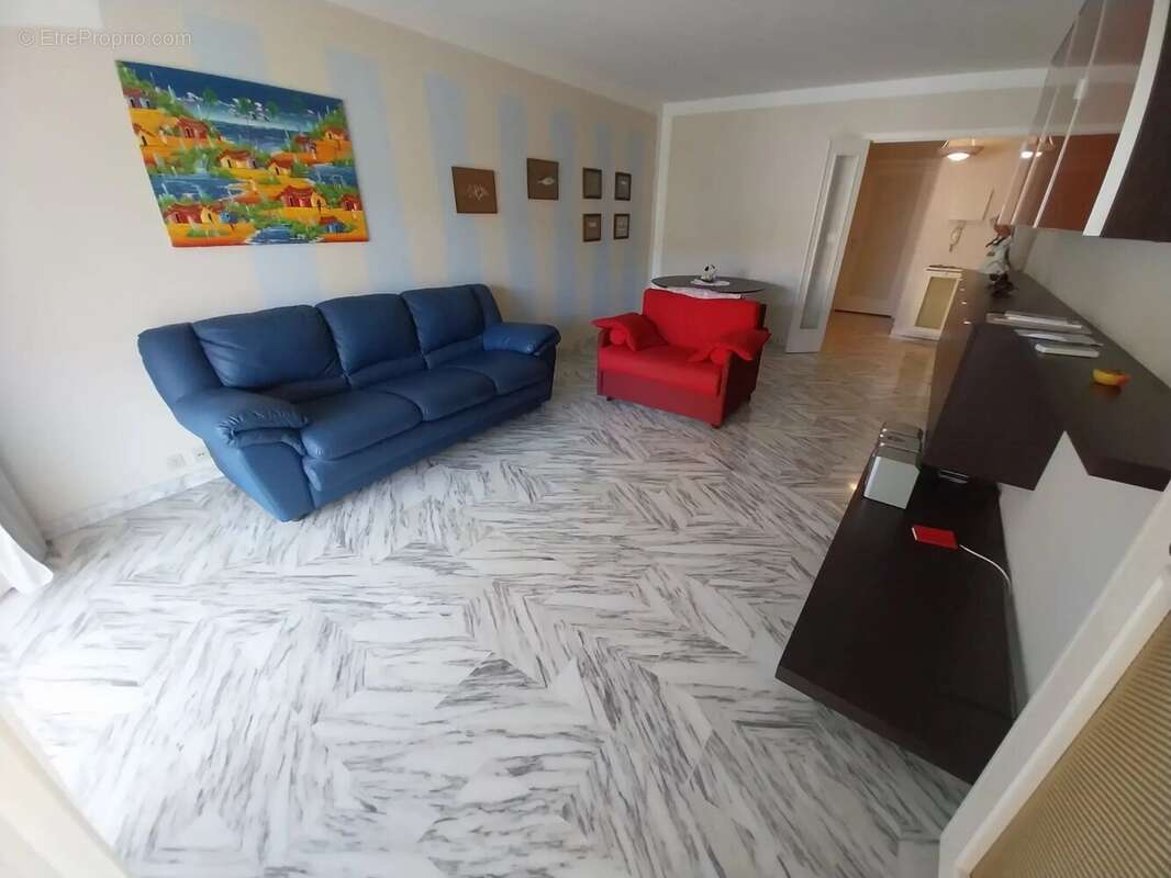 Appartement à ROQUEBRUNE-CAP-MARTIN