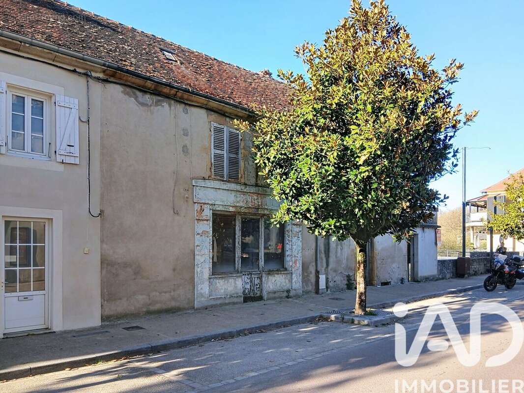 Photo 2 - Maison à CHAROLLES