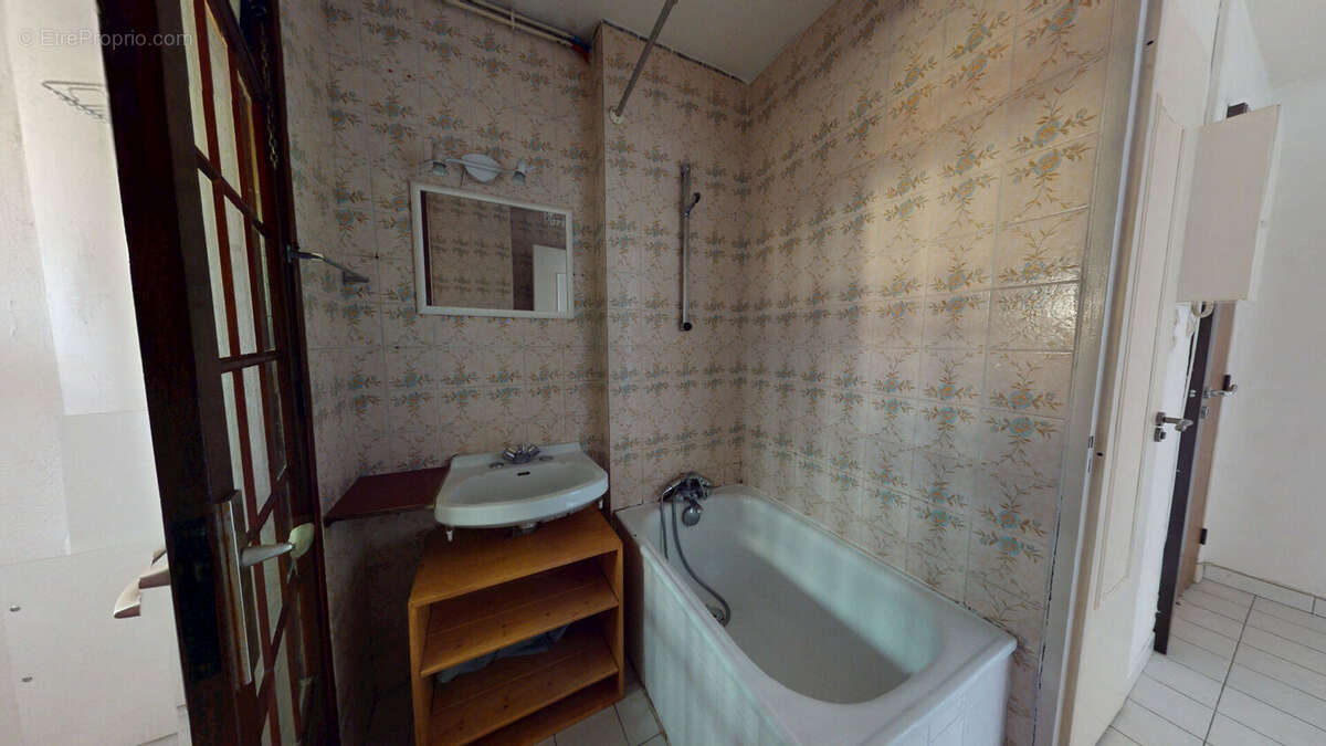 Appartement 3 pièces 53 m2 - Copropriété Ravalée / Isolée - Bajatière / Grenoble / SAINT MARTIN D'HERES - photo 10