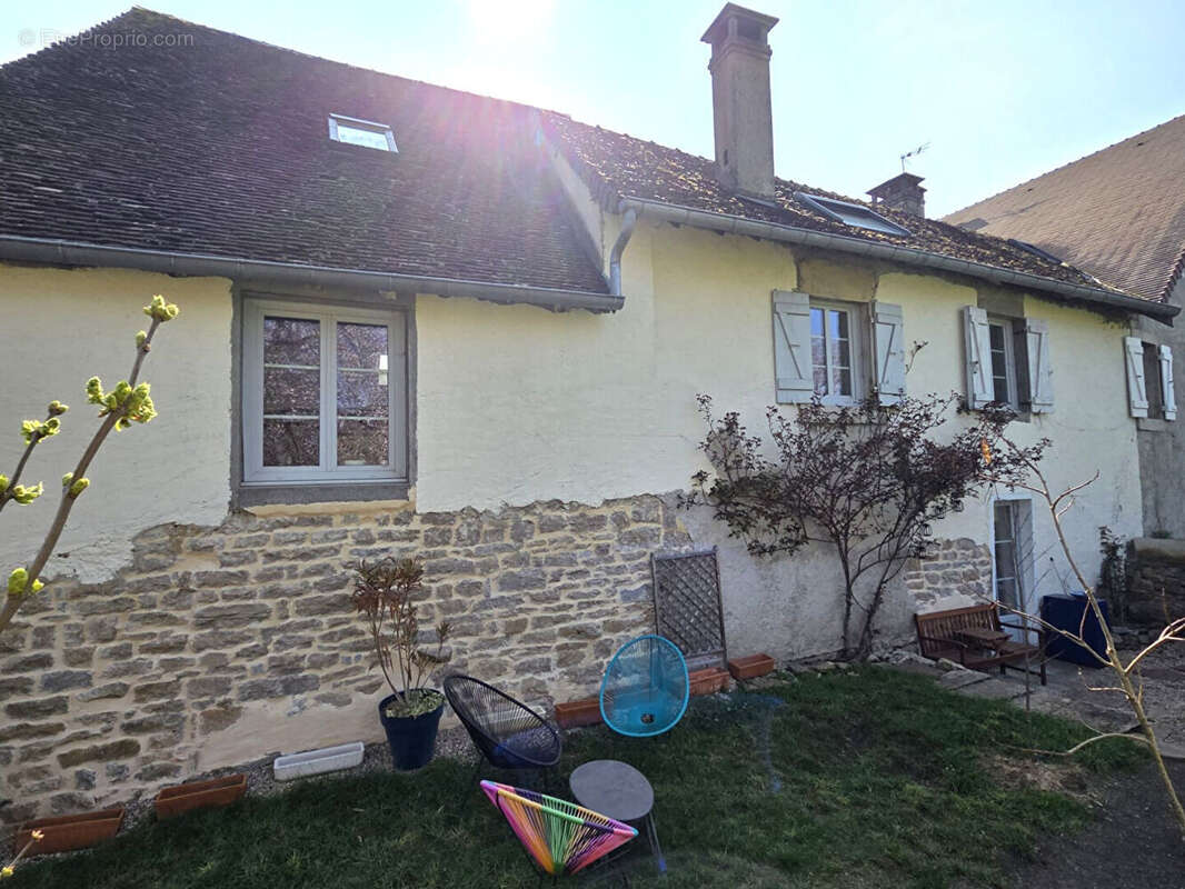 Maison à VOITEUR
