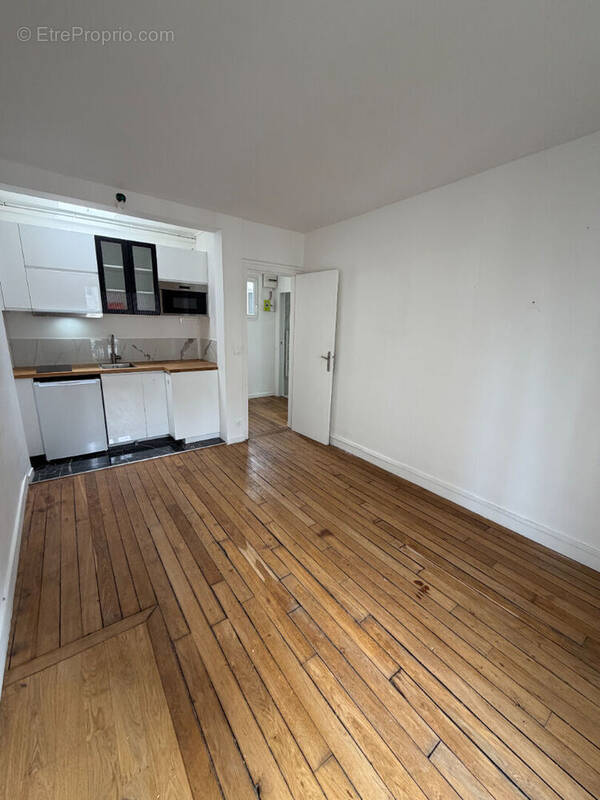 Appartement à PARIS-19E