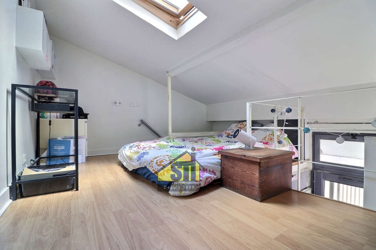 Appartement à PARIS-14E