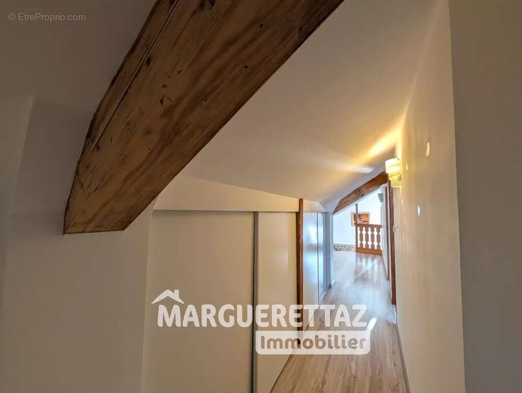 Maison à BOEGE