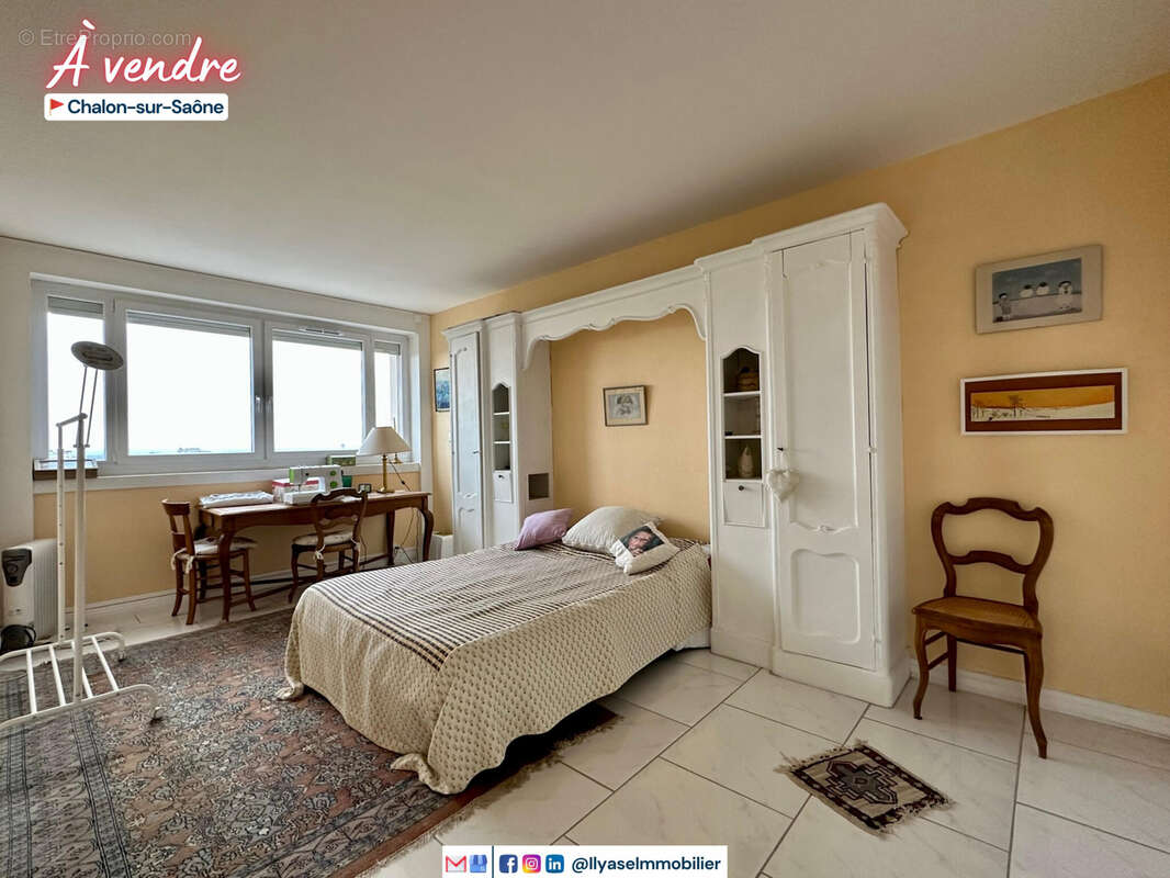 T4  130 m2  double balcon  chalon s/s - photo 17