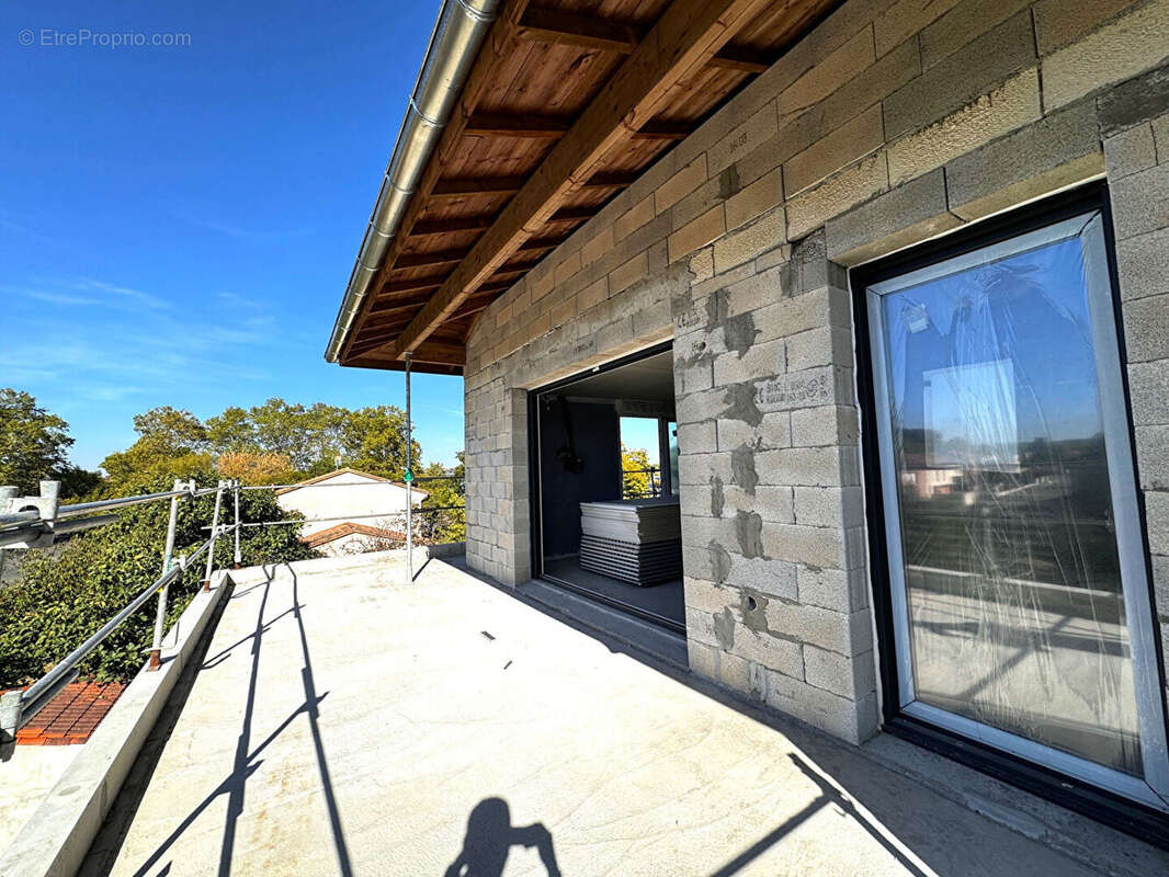 Appartement à SAINT-ORENS-DE-GAMEVILLE