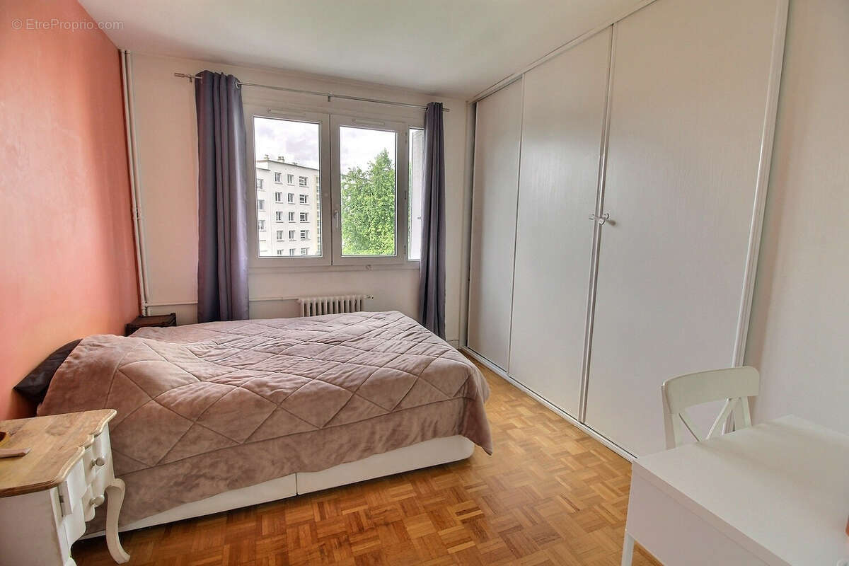 Appartement à GARCHES