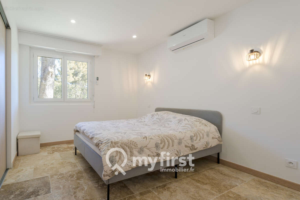Appartement contemporain avec piscine et tennis. - photo 18