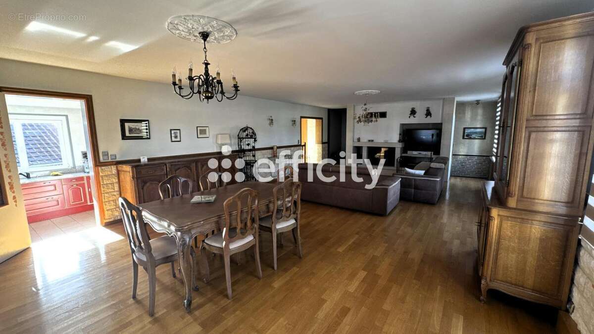 Commerce à ISBERGUES