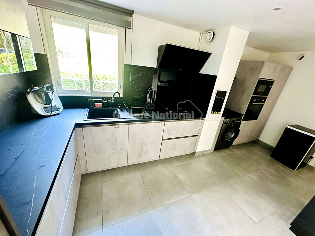 Appartement  Vitrolles  T2 60m2 - photo 4