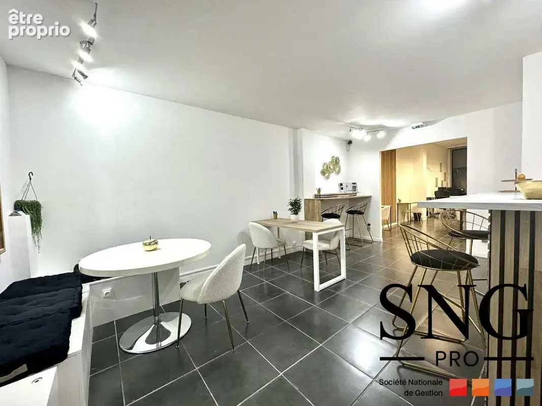 Commerce 191 m² à vendre à Aix-En-Provence (13090) - photo 8