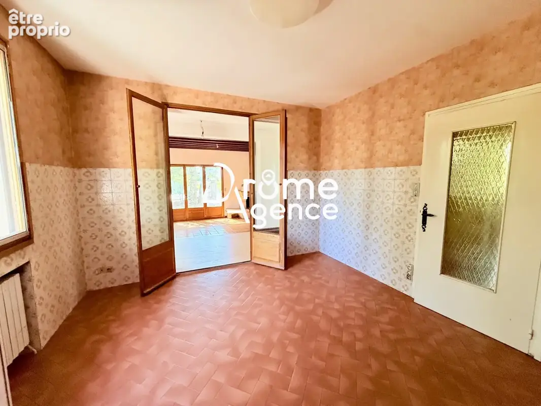 Maison 5 pièces 137 m² à vendre à Alixan (26300) - photo 8