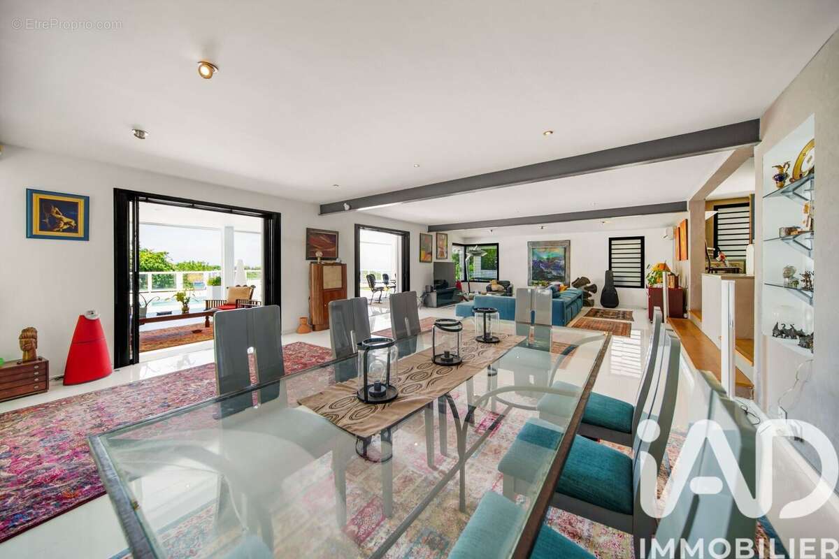 Photo 7 - Maison à SAINT-DENIS