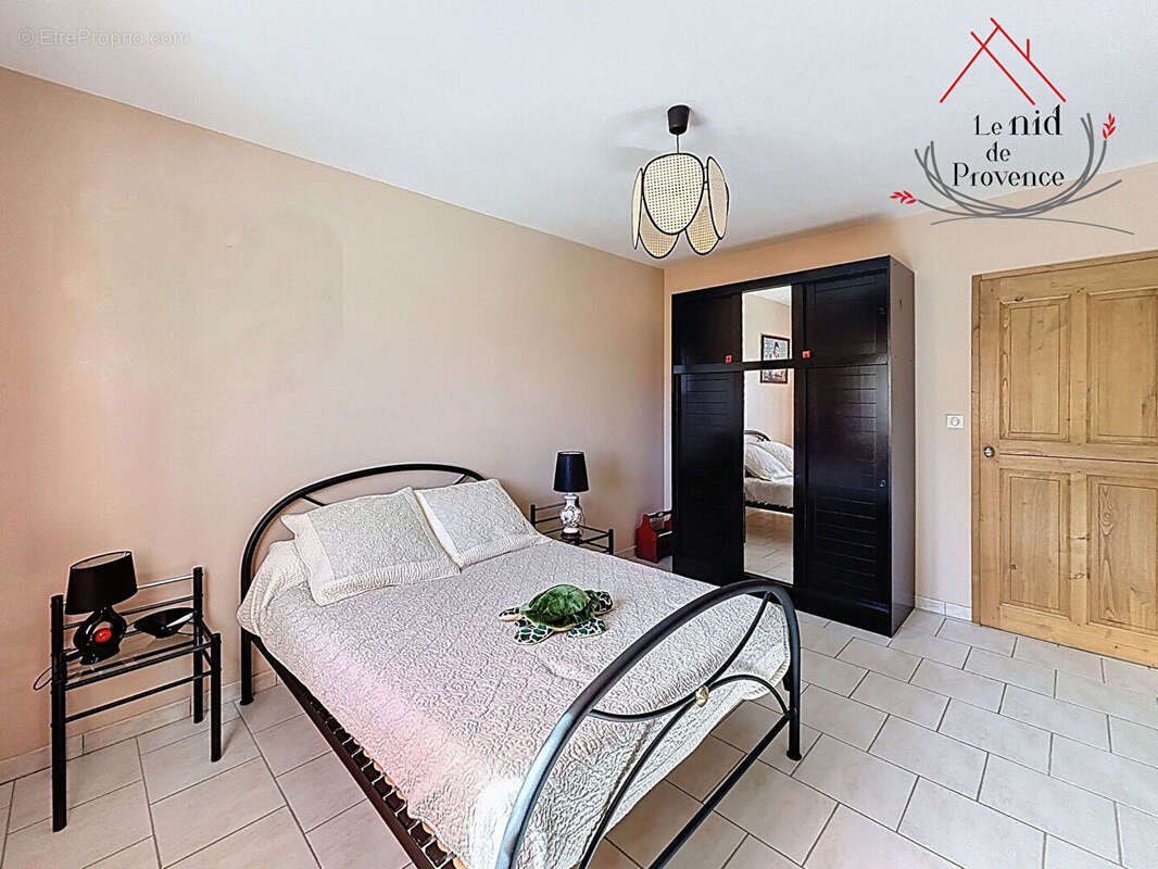 Maison à LAGARDE-PAREOL