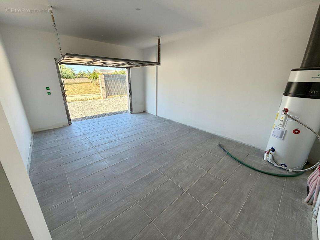 Maison Cognac T6 plein pied garage - photo 17