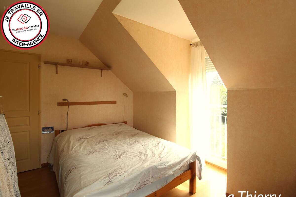 Maison à FLEURY-SUR-ANDELLE