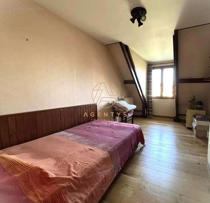 Maison à CHAMPIGNY-SUR-MARNE