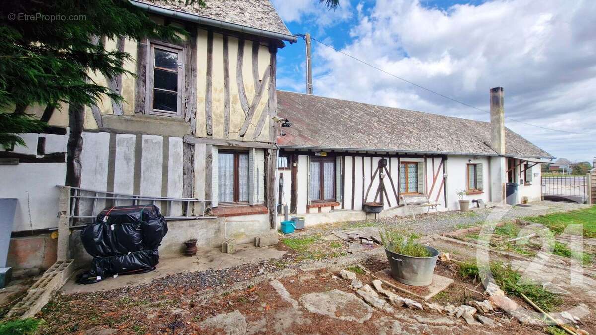 Maison à BERNAY