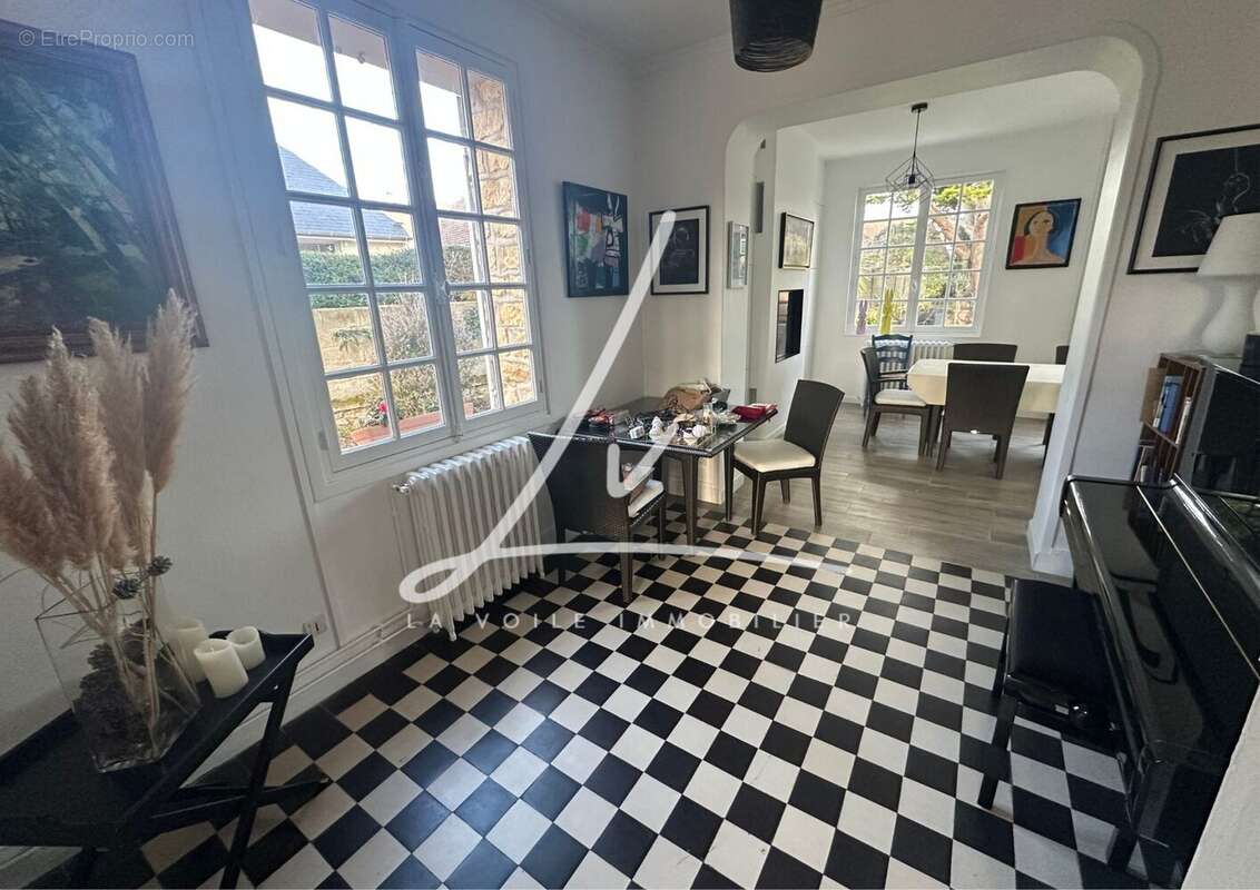 Maison à OUISTREHAM