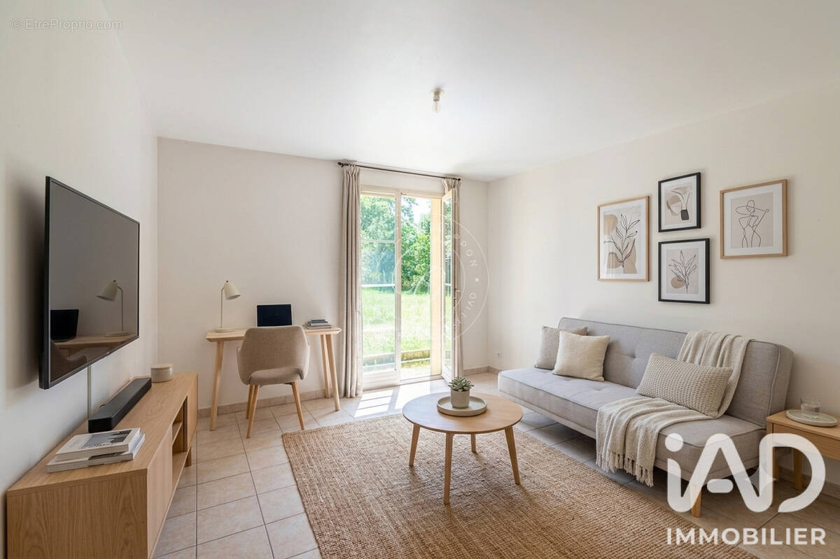 Photo 1 - Appartement à BEYNES