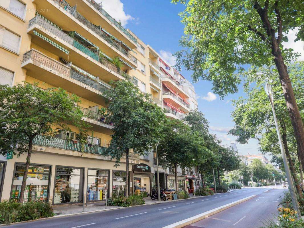 Nice Gambetta / Musiciens, 3 pièces rénové avec balcons - photo 13