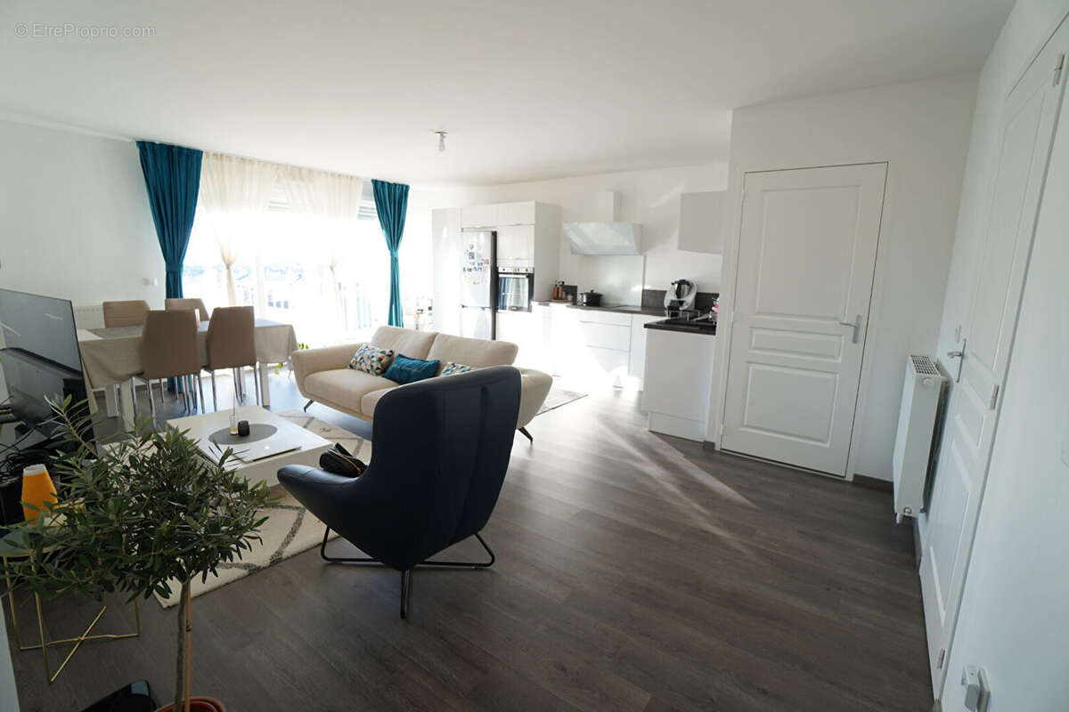 Appartement Coulaines 4 pièce(s) 89 m2 - photo 3